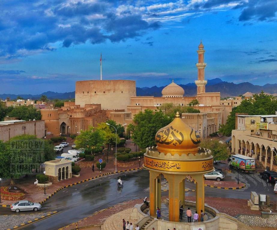 Sindbad Room غرفة السندباد Низва Екстериор снимка