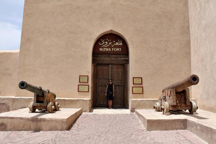 Sindbad Room غرفة السندباد Низва Екстериор снимка